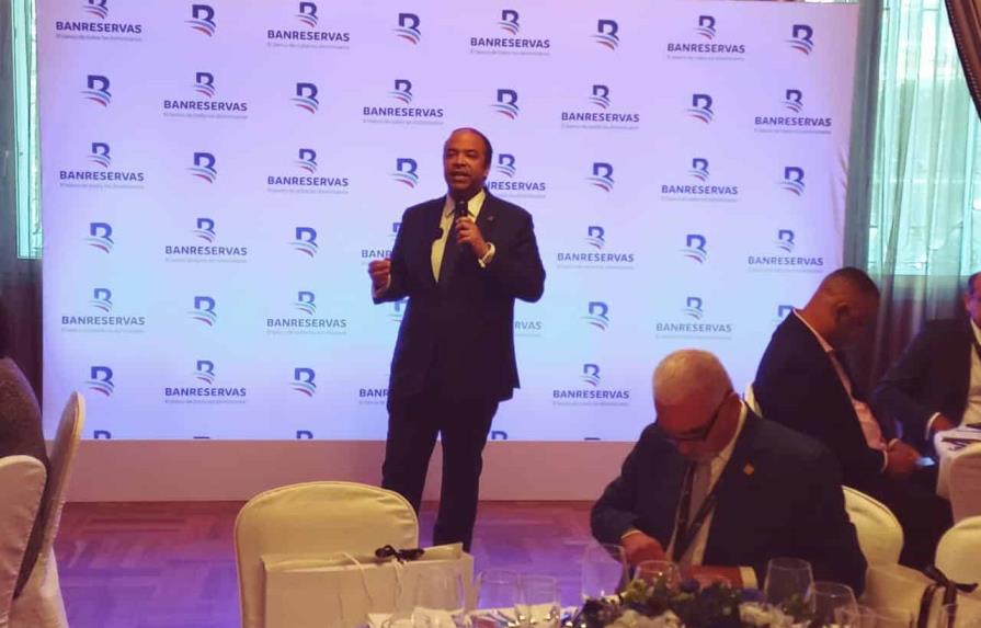 Banreservas abrirá oficinas en España; remesas en 2021 superaron los 10 mil millones de dólares