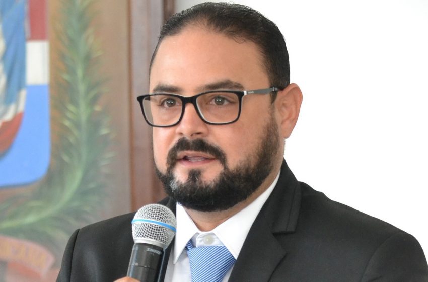 Carlos Troche, José Onésimo Reyes y Oliver Nazario, cuál de los tres ha hecho el mejor aporte a Puerto Plata