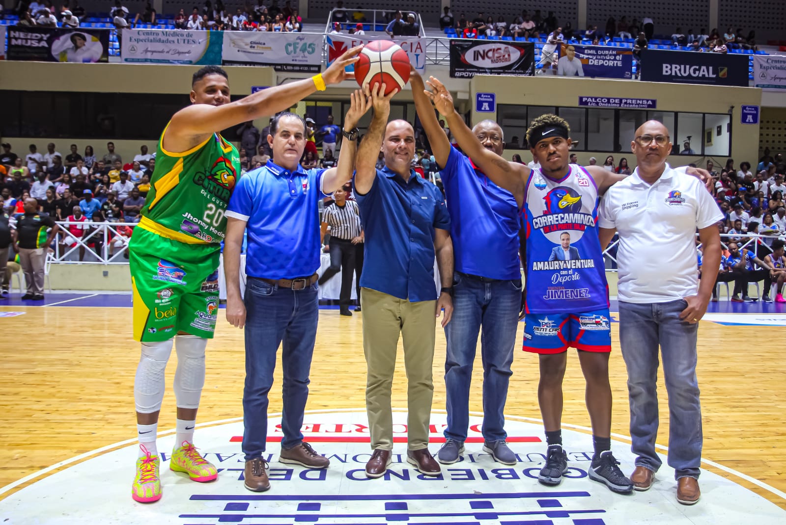 Martínez, Peña y Lard conducen a los Correcaminos de la Parte Baja en la semifinal A del basket de Puerto Plata