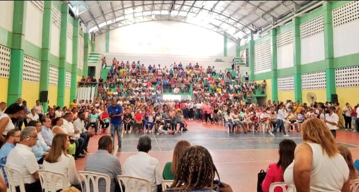 Instituciones de Puerto Plata celebran con centenares de mujeres el Día de las Madres