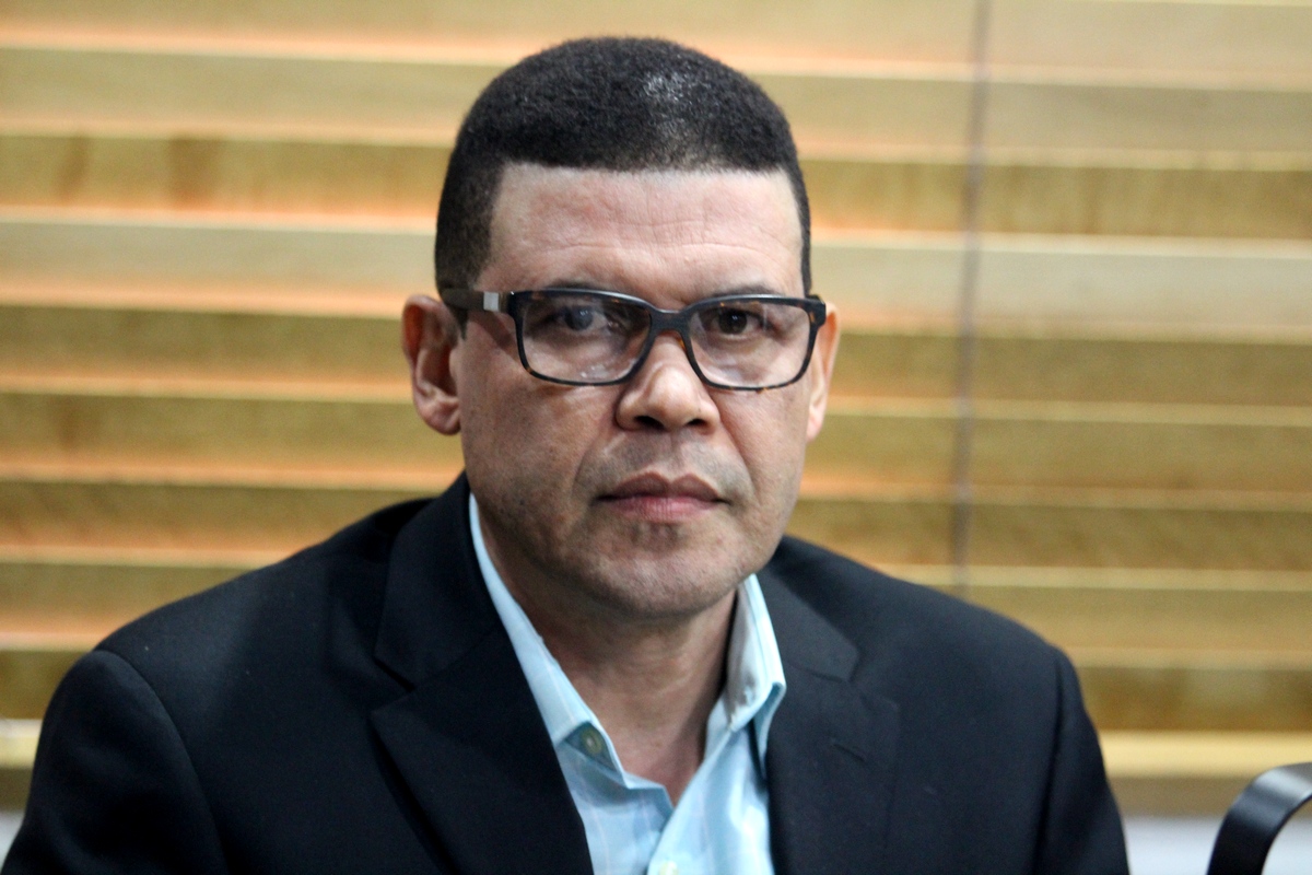 Ricardo Nieves critica puertoplateños, senadora y diputados no pelean para salvar la montaña Isabel de Torres