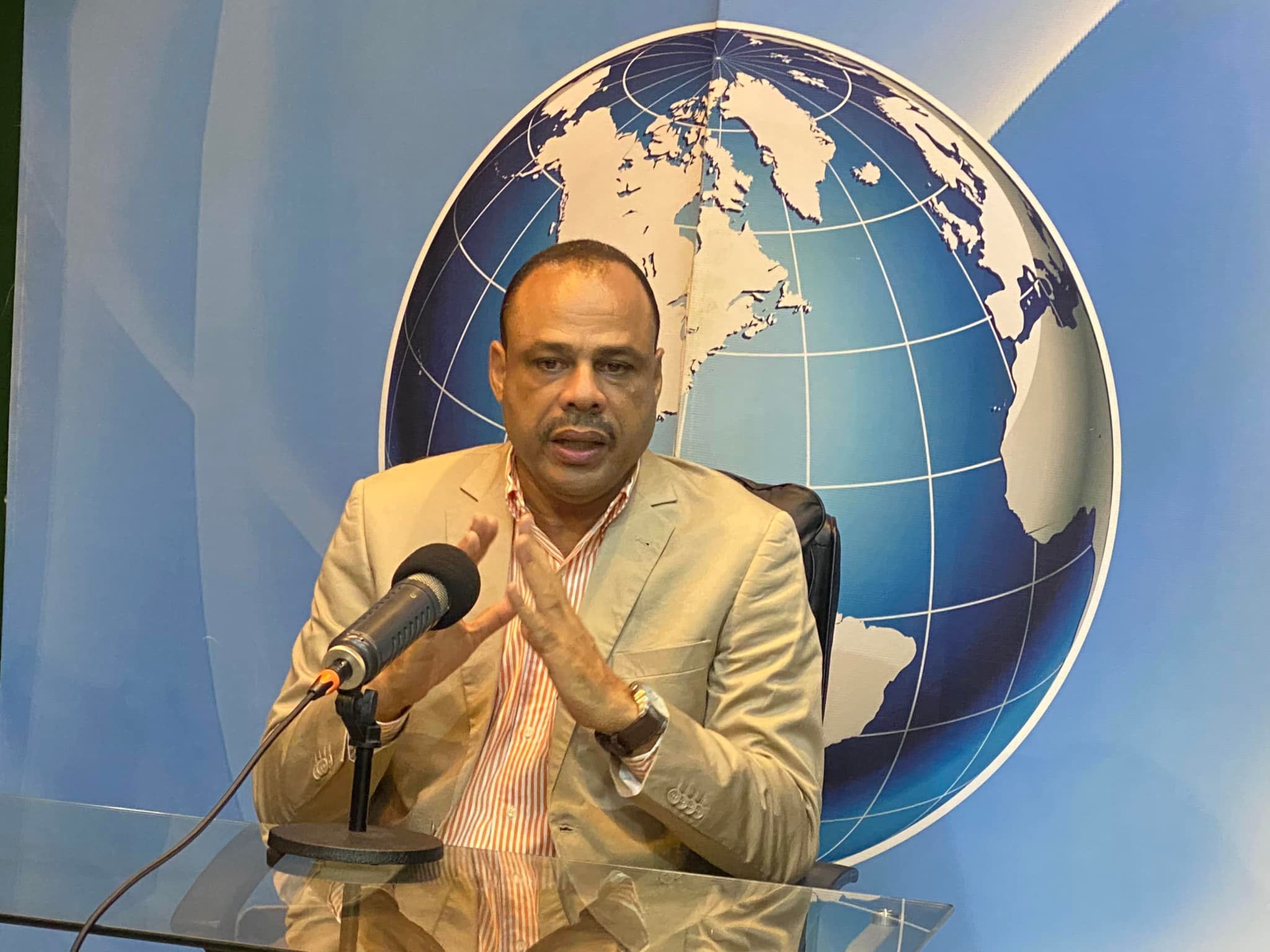 Domingo Artiles grita males sufre el país por culpa del gobierno de Luis Abinader y el PRM; demanda convocar liderazgo nacional ante naufragio nación