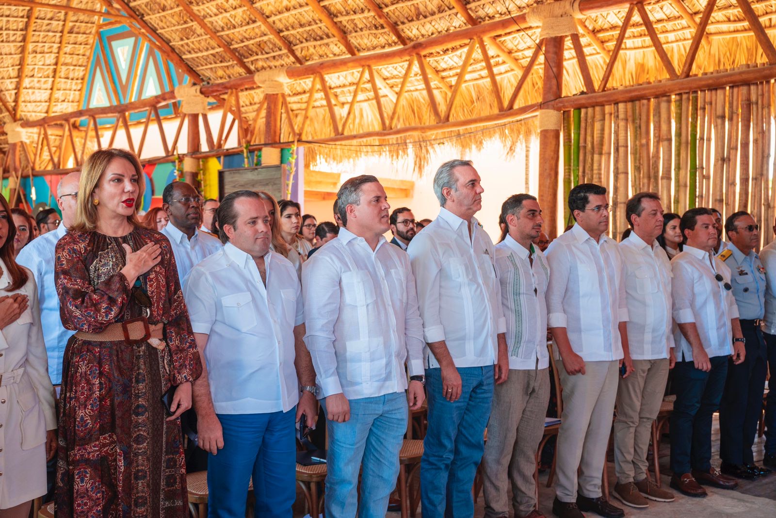 Presidente Abinader inaugura segunda etapa puerto de cruceros Taíno Bay en Puerto Plata; “RD está camino a convertirse en el país que recibe más turismo de crucero del Caribe