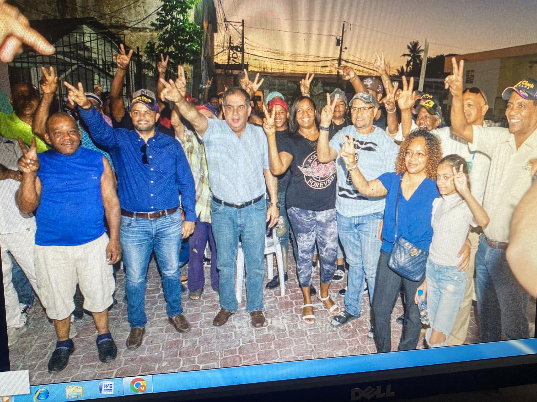 Javier Clark realiza encuentro plebiscitario en el Patio de Manzueta dando un paso más adelante en procura candidatura a Alcalde