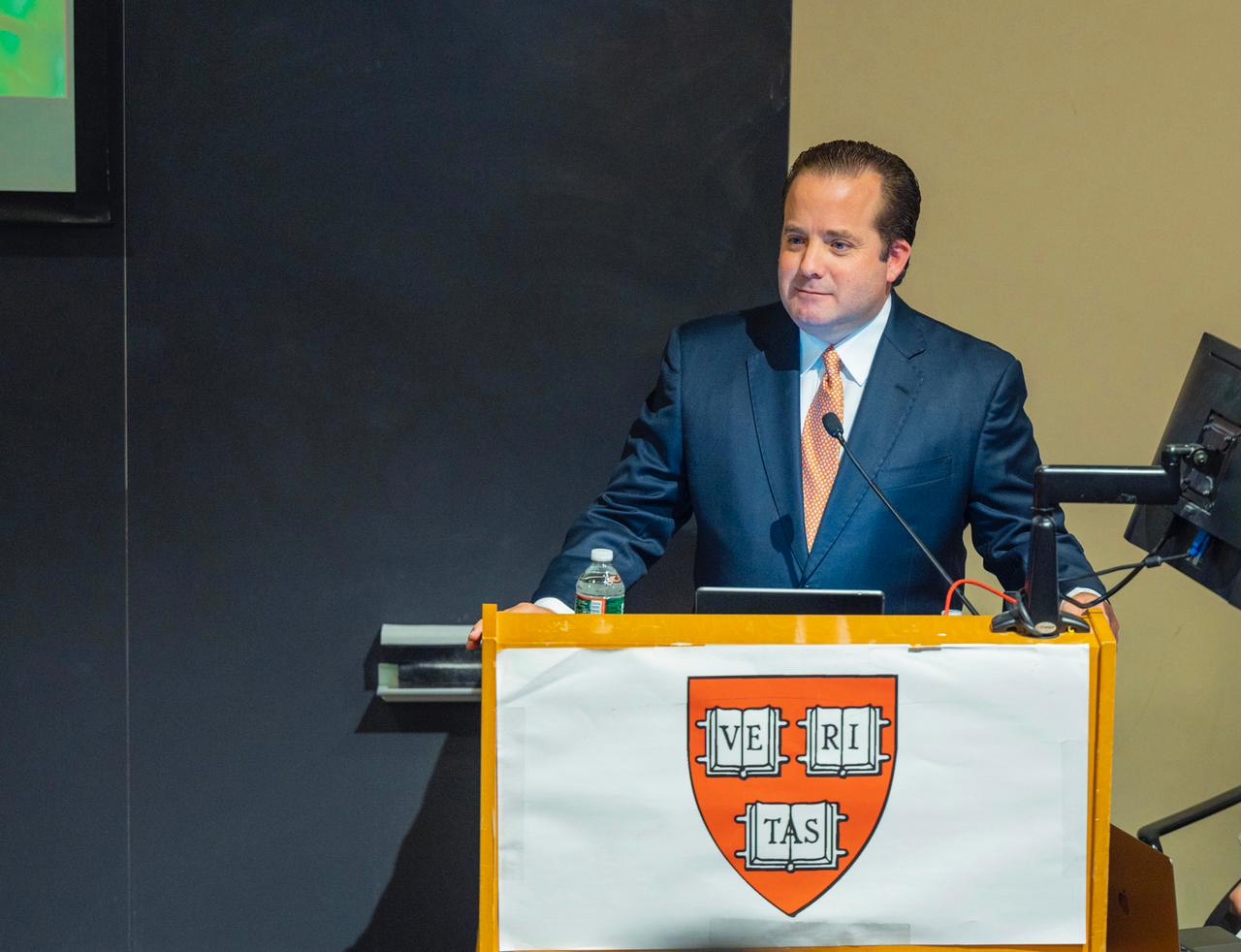 Paliza dice en Harvard que poder servir a la RD desde muy joven ha sido un privilegio