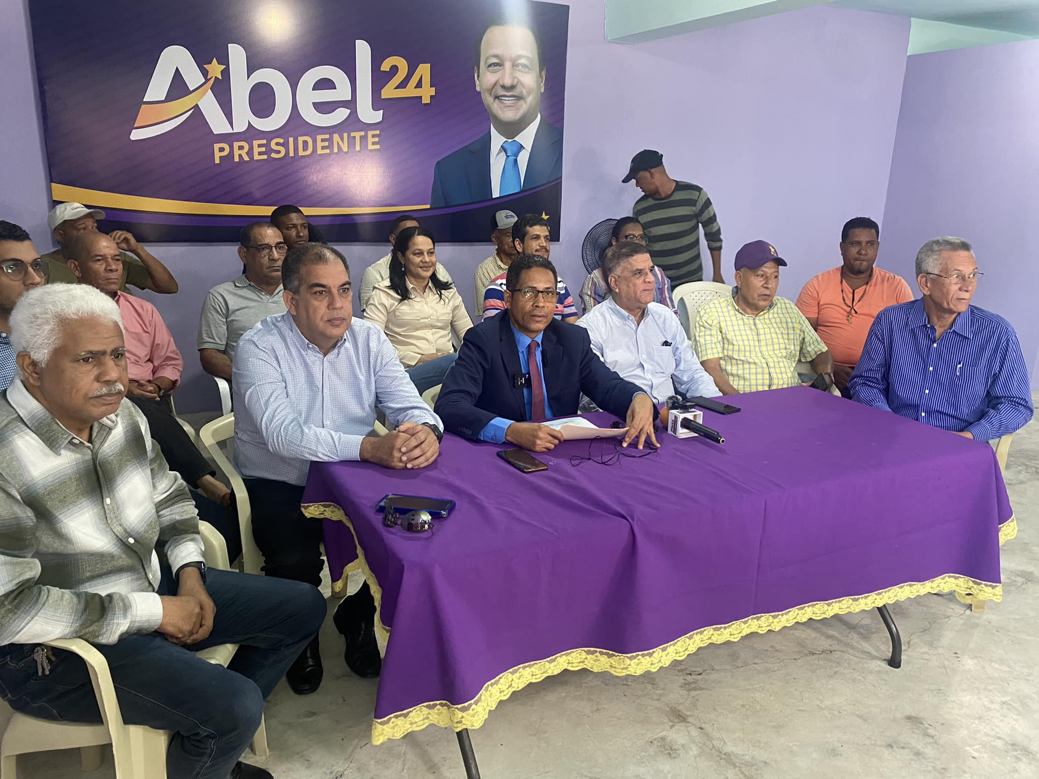 PLD convoca marcha para la tarde del sábado contra inflación, inseguridad, desempleo y construcción de obras, incluyendo puente de Cangrejos