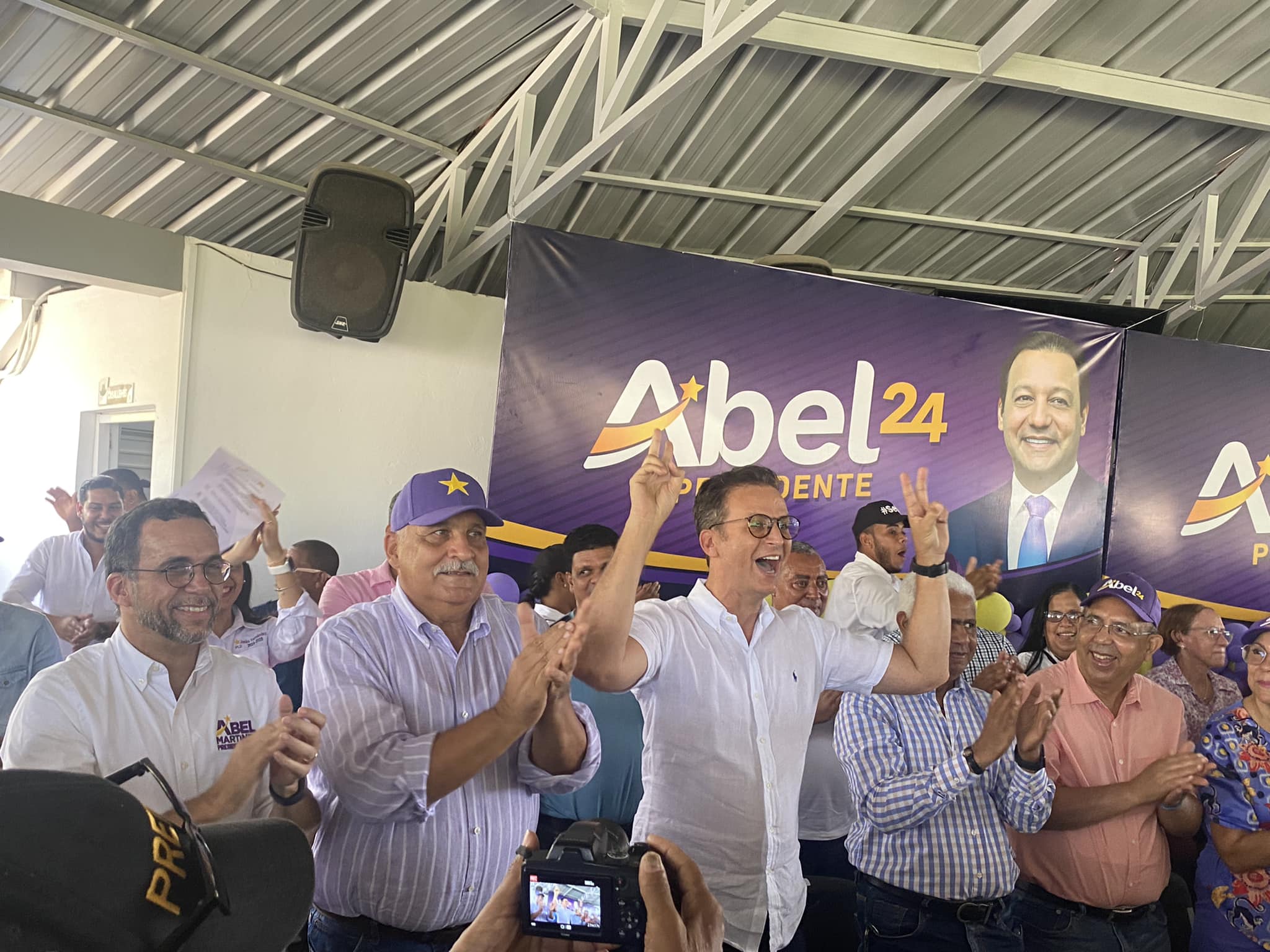 Walter Musa reclamado y aclamado como Senador se mantiene indeciso como el cuento de Lucas y Juan Mejía