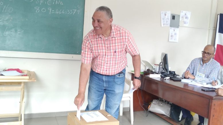 José Bierd seguirá dirigiendo el SNTP en Puerto Plata al vencer a Edén Domínguez