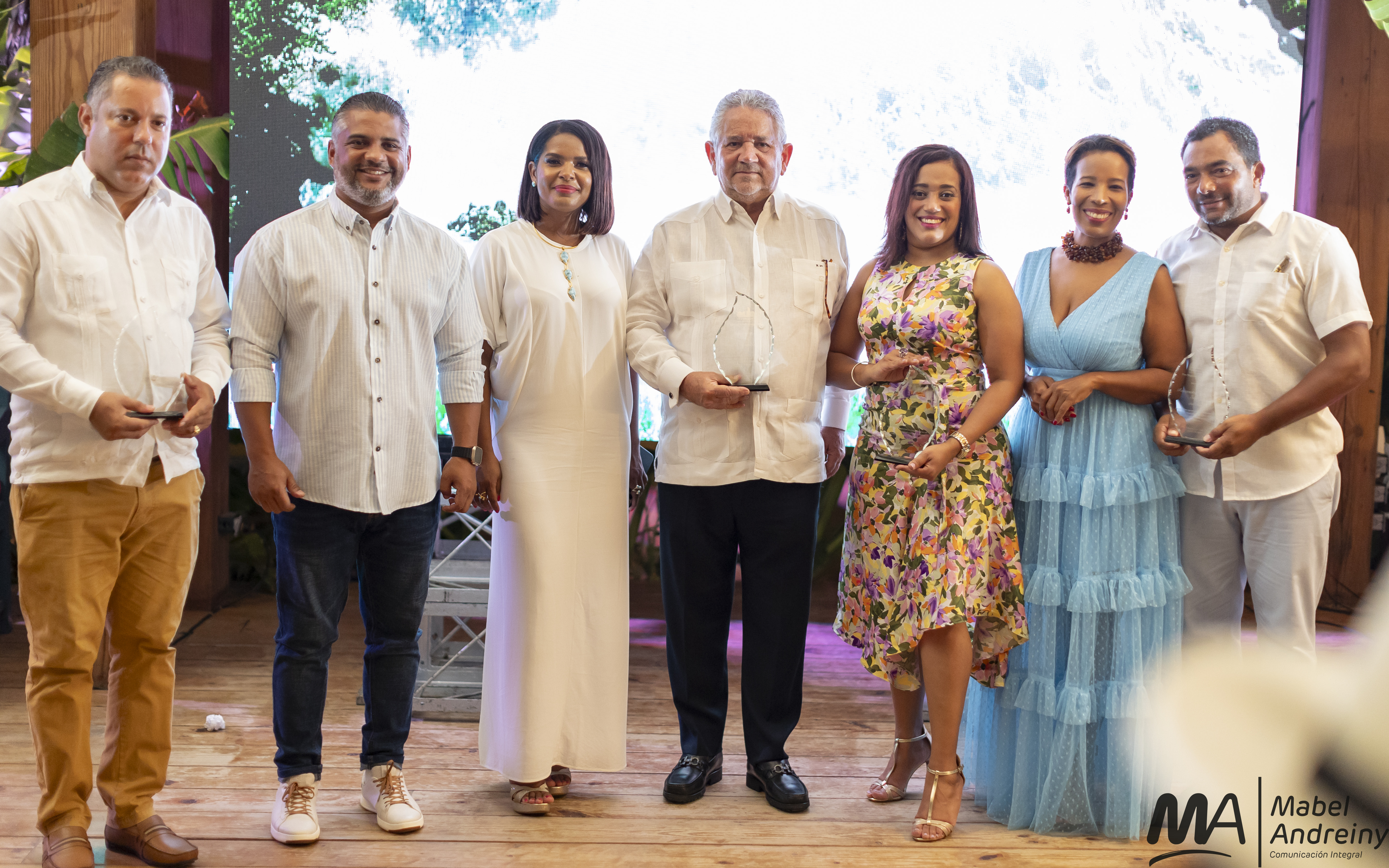 Plus Magazine celebra 15 años de vida editorial: Un Hito en el Turismo