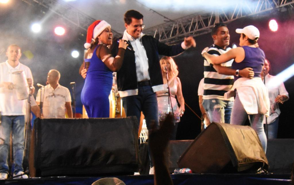 Turismo inicia su plataforma Malecones de Fiesta en diversas provincias, con destacados artistas del país.