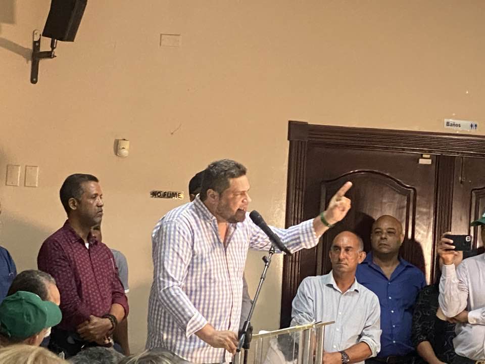 Wascar Vargas desafía a alcalde Roquelito García a debatir que ha hecho con RD$1,300.0 millones ha administrado y sobre el futuro de Puerto Plata