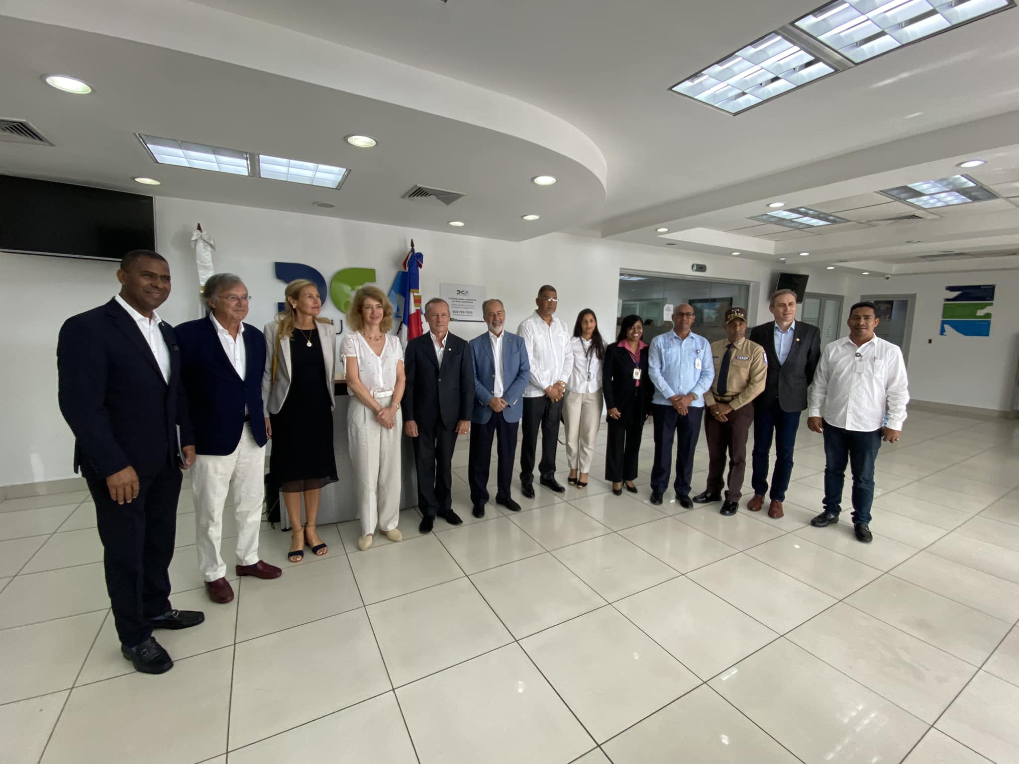 Embajadores de la Unión Europea visitaron el puerto local para conocer flujo de mercancías, sus facilidades para su despacho y recibo, así como su nivel de seguridad