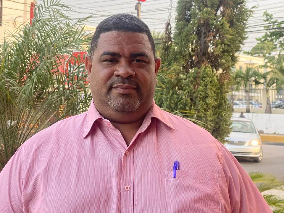 Vicepresidente de ADP denuncia déficit de aulas en el Distrito Escolar 11-02