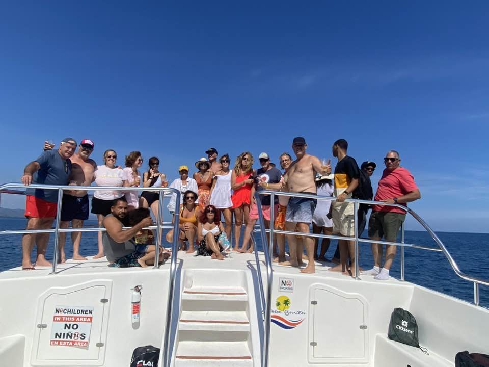 Empresa Isla Bonita auspicia gira a equipo élite de periodistas del Circuito Musa de Radio y Televisión