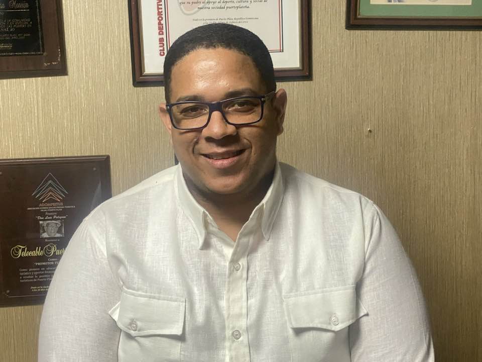 Director revela hospital Ricardo Limardo fue referente en el país en combate a pandemia de COVID-19; destaca calidad atención a pacientes