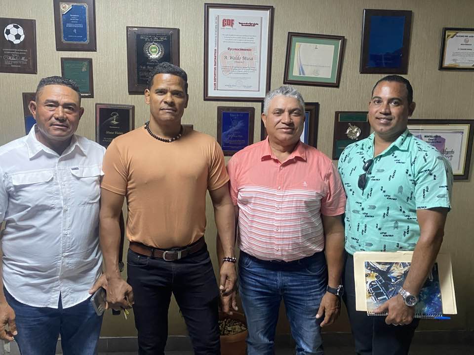 Dueños de tiendas y 35 organizaciones turísticas denuncian sigue activo plan para privatizar teleférico PP