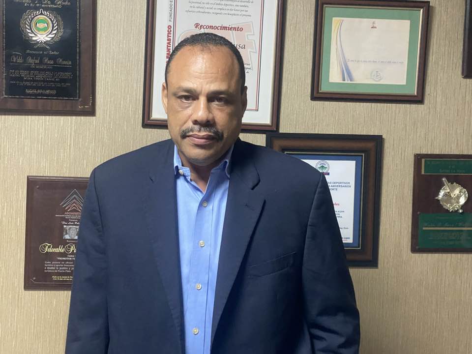 Presidente provincial, Domingo Artiles, favorece PRD transite camino independiente