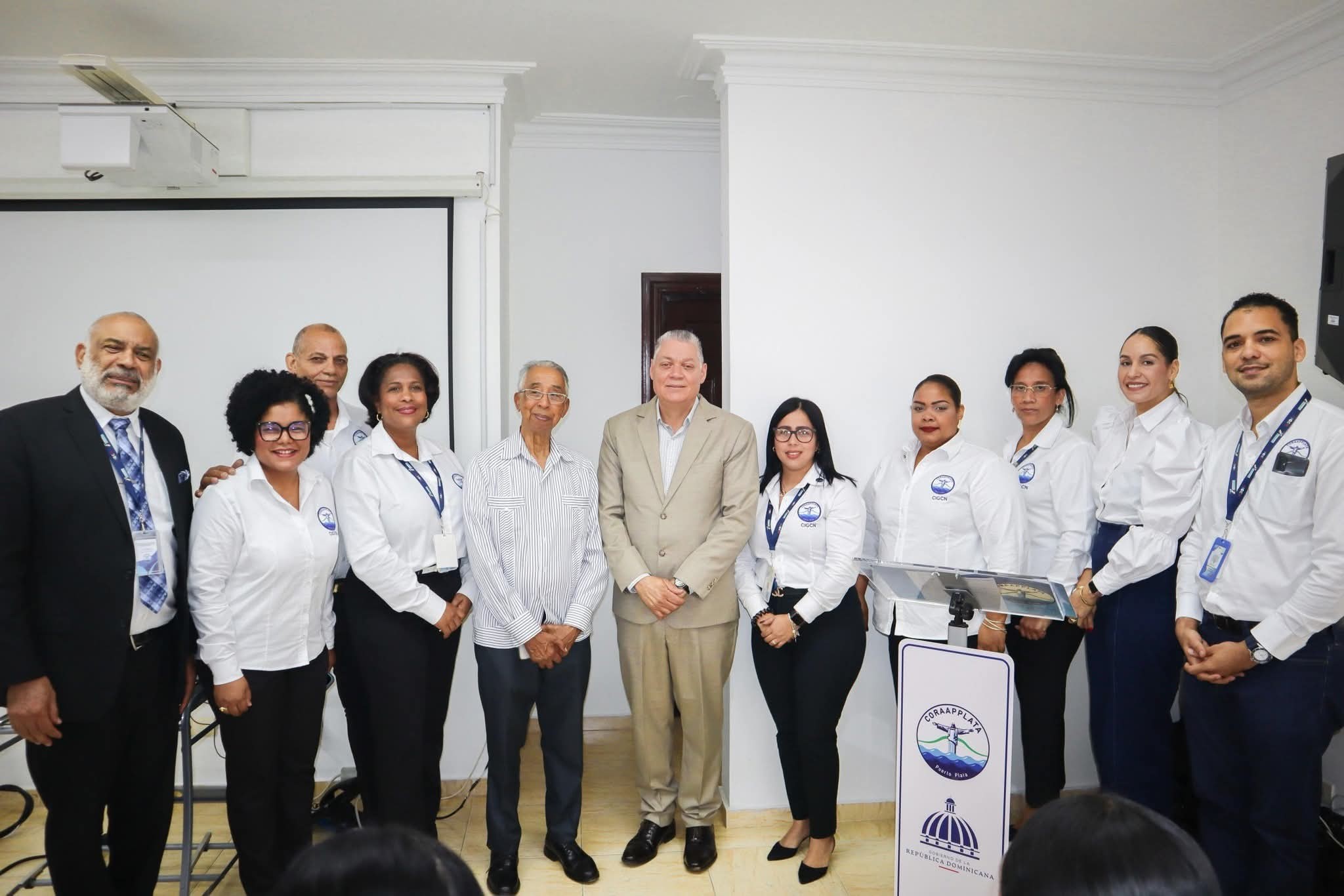 CORAAPPLATA promueve la ética institucional con charla impartida por la Comisión de Integridad Gubernamental