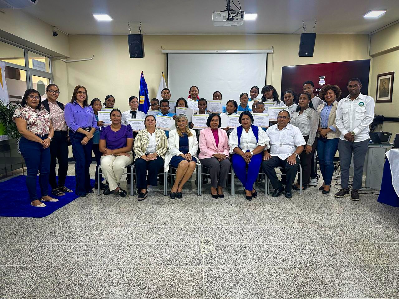 Regional de Educación 11 realiza con éxito Congreso Estudiantil “Liderando mi Futuro”