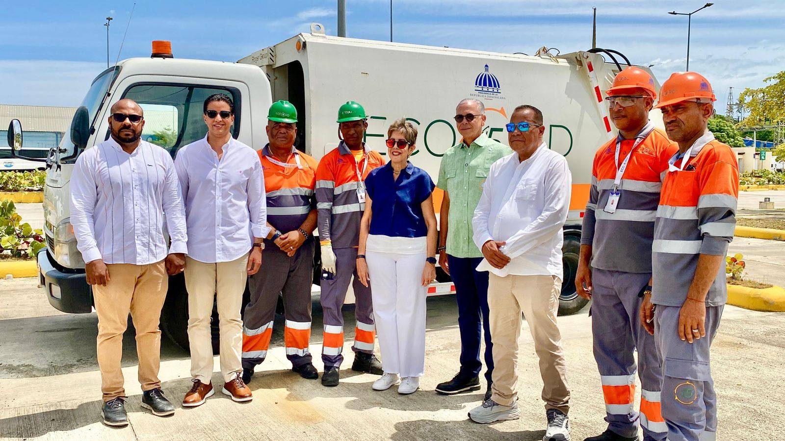 Ayuntamiento de Puerto Plata Recibe Cinco Camiones para Operativo Preventivo ante Temporada Ciclónica