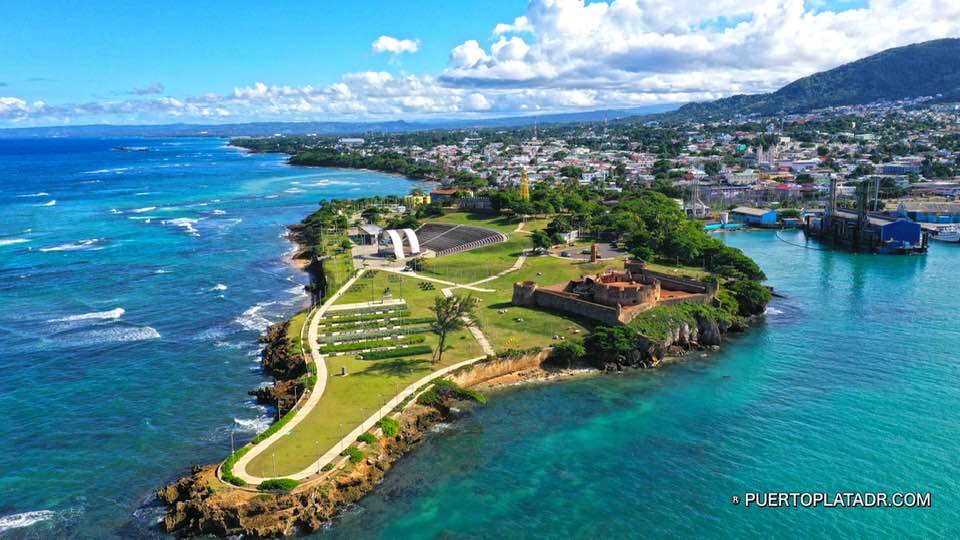 La puntilla del malecón está vigilada de nuevo por Policía Municipal y la seguridad está garantizada
