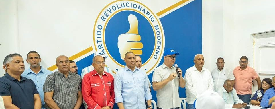 Igor Rodríguez Durán formaliza candidatura a la presidencia provincial del PRM en Puerto Plata