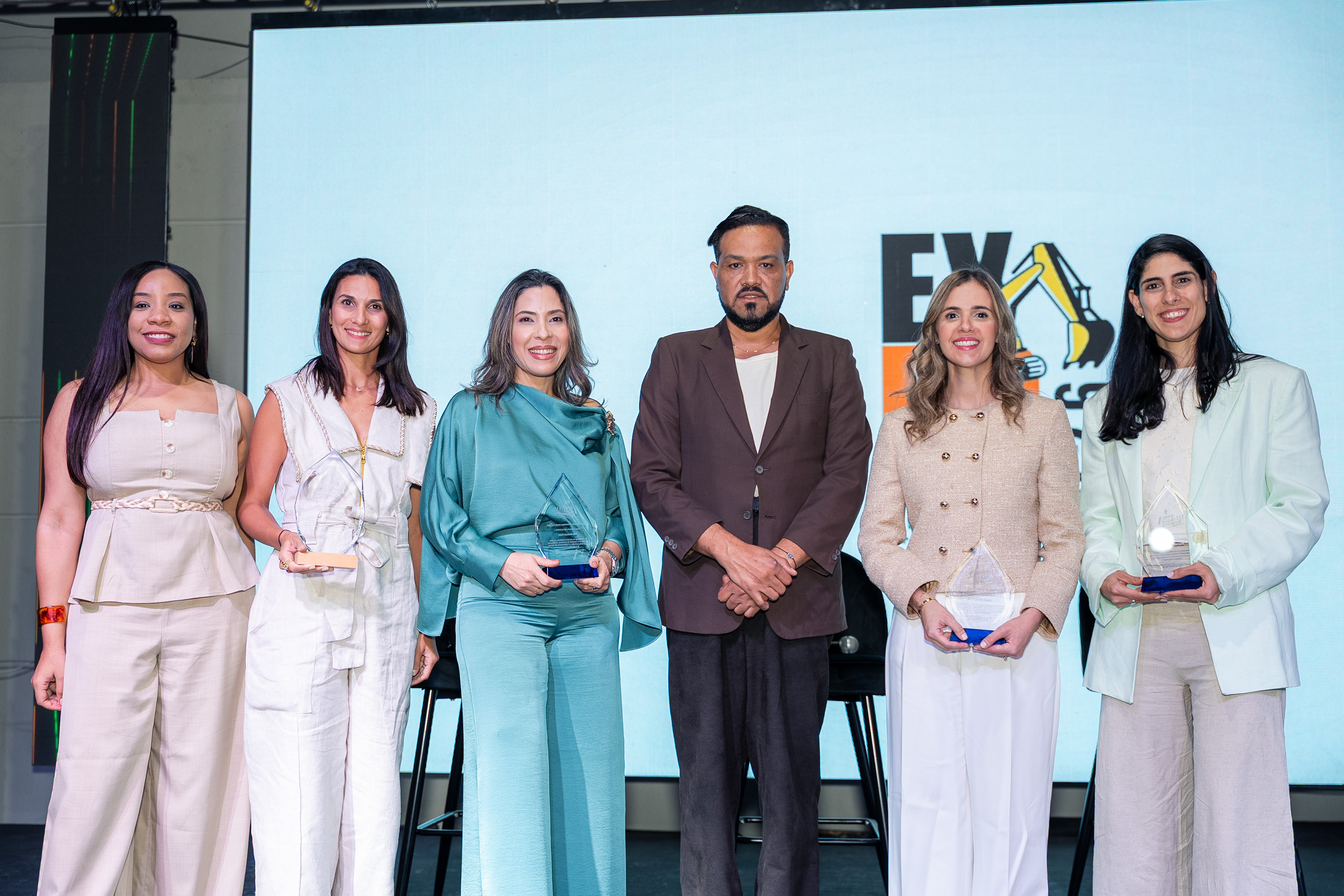 Expo Construcción Puerto Plata 2026 expone el impacto decisivo del liderazgo femenino en el sector durante panel especializado