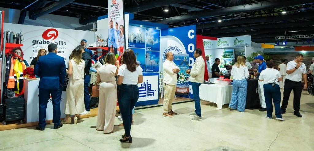 Con la presencia del ministro Ito Bisonó y Pantaleón Salcedo como padrino, Puerto Plata celebra Expo Construcción 2026 del 24 al 26 de abril