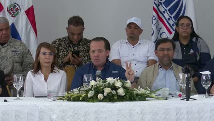 Gobierno activa bono para afectados y anuncia obras en Puerto Plata