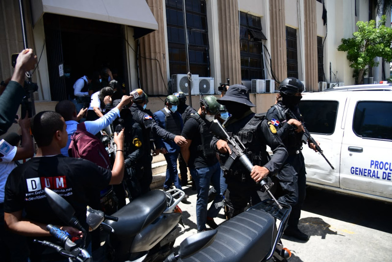 Trasladan a la Procuraduría a imputados del caso Senasa 2.0-A para interrogarlos