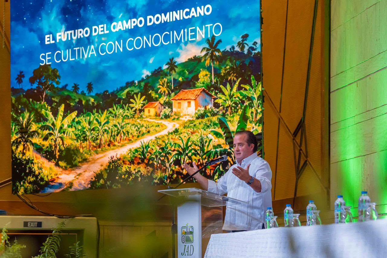 Paliza destaca la incorporación de conocimiento y tecnología para elevar la productividad de la agricultura dominicana