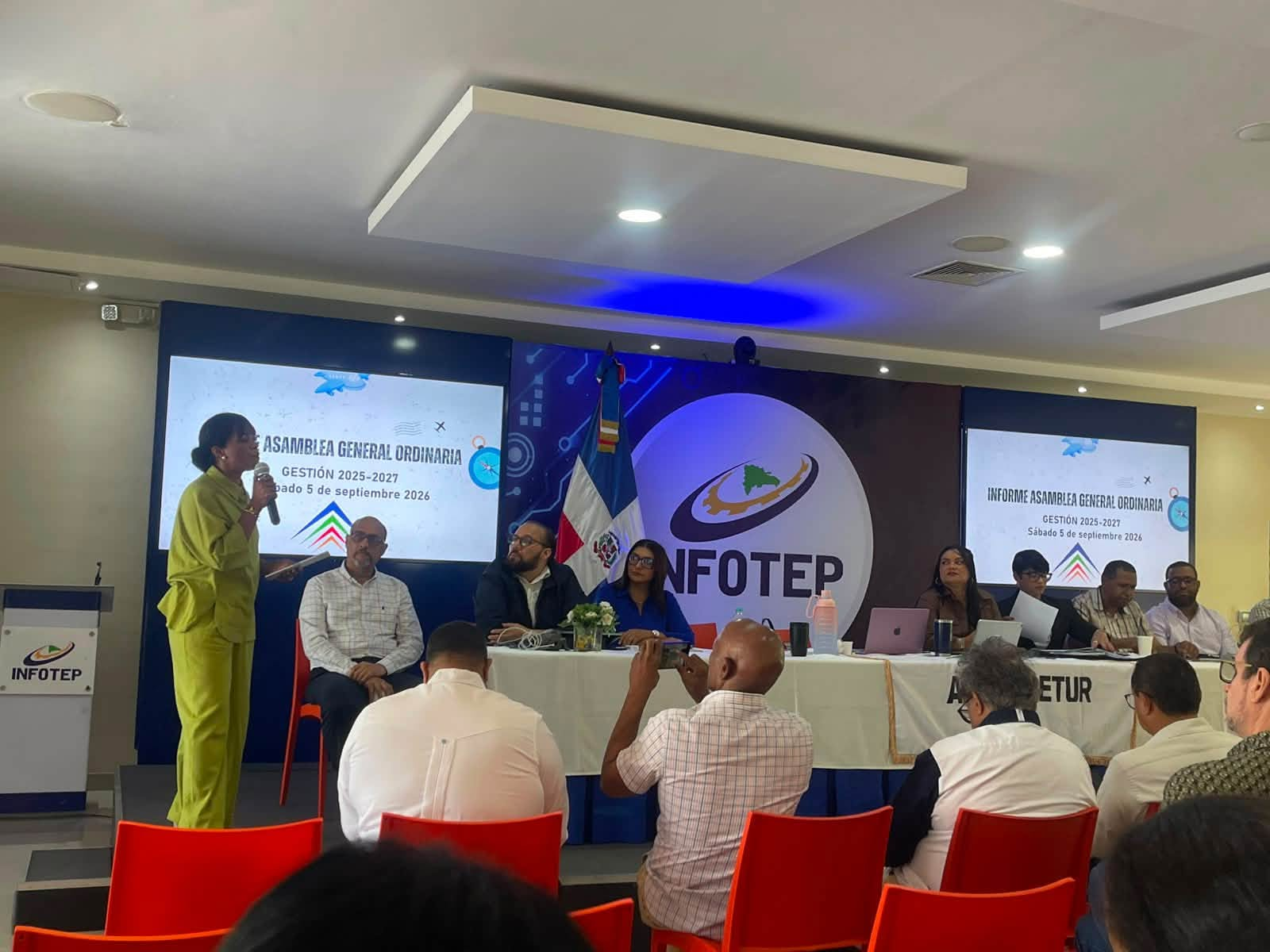 Asamblea General ADOMPRETUR  coincide y celebra  el Día Mundial del Periodismo Turístico 2026