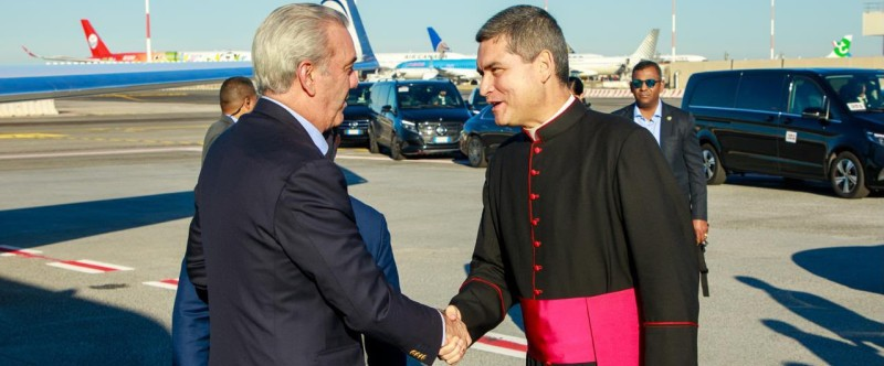 Abinader dice que invitará oficialmente al papa León XIV a visitar República Dominicana