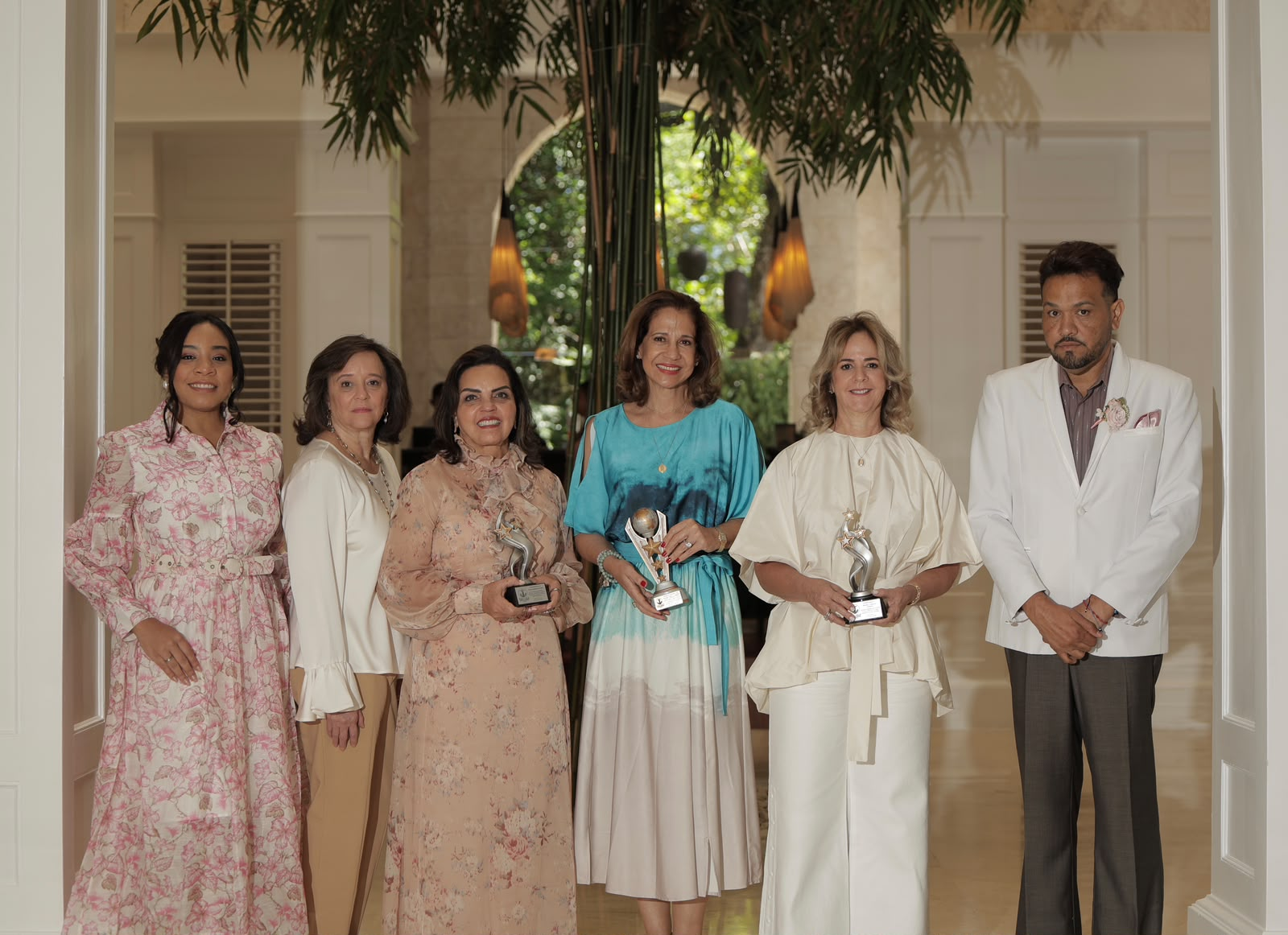 Celebrando el Mes Rosa: For Help Awards RD 2026 reconoce el liderazgo y la contribución altruista en Puerto Plata