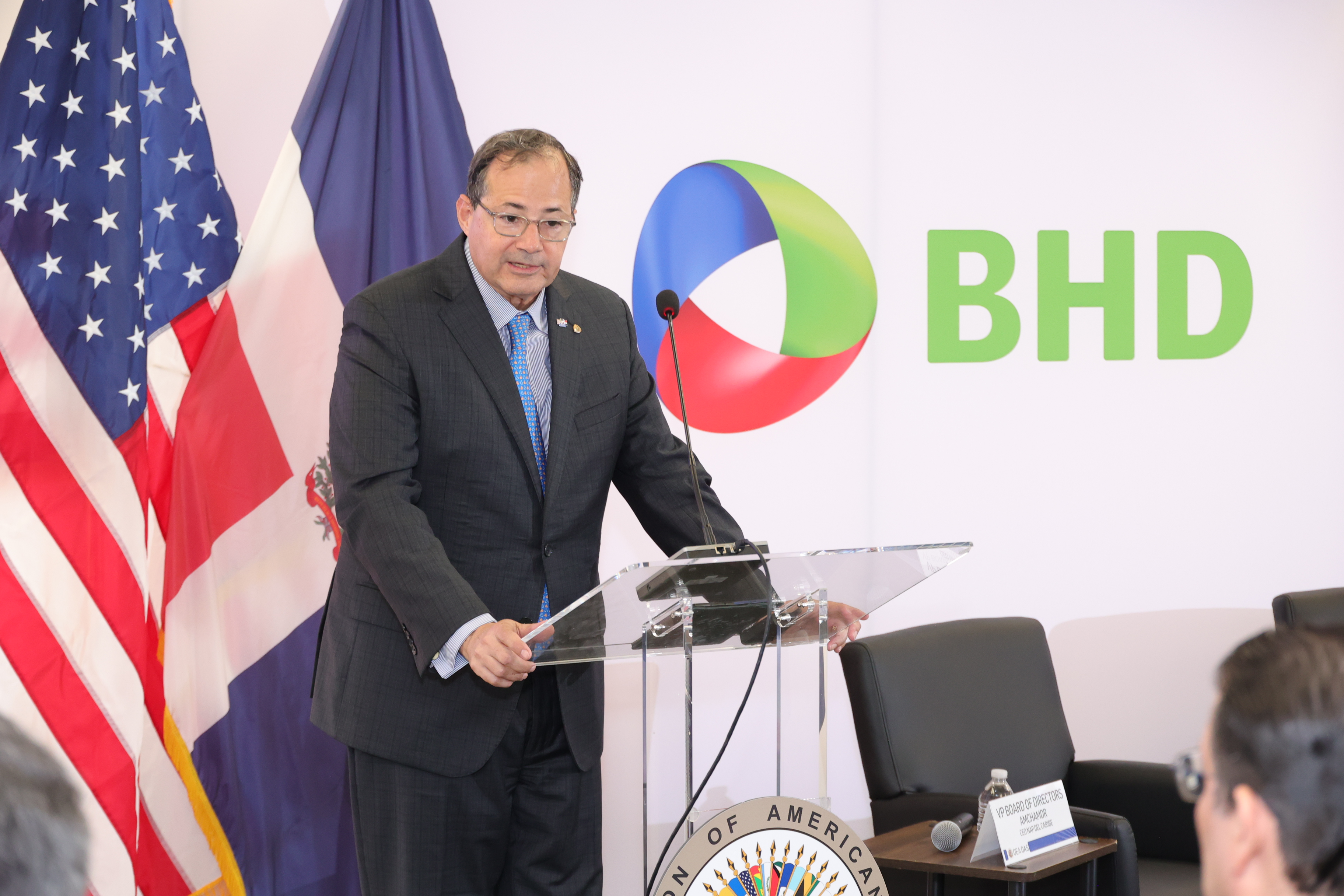 BHD patrocina conferencia sobre IA y mipymes en la Semana Dominicana en los Estados Unidos