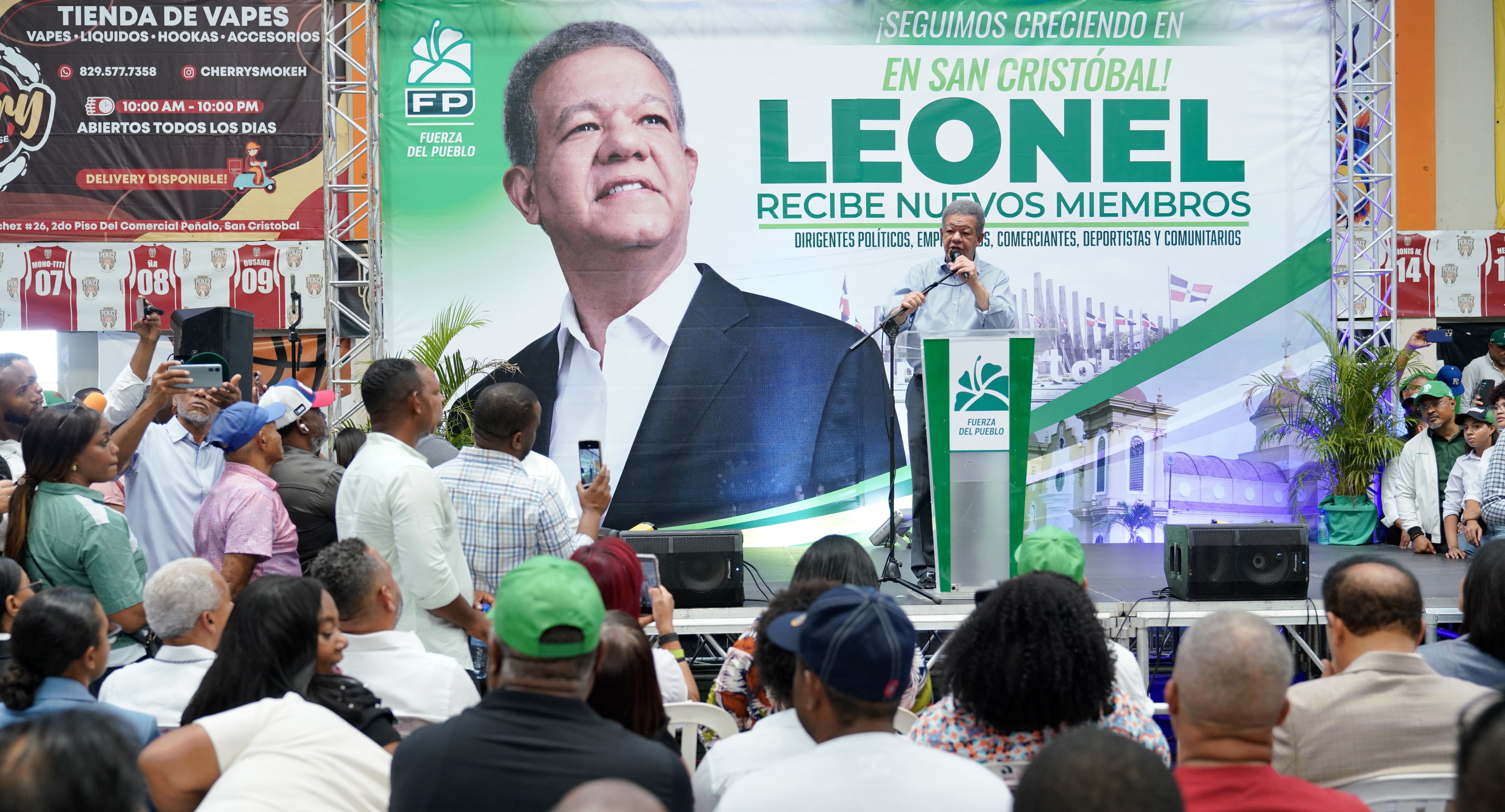 Leonel afirma que la “ineptitud” del PRM se refleja en inseguridad ciudadana y alto costo de la vida